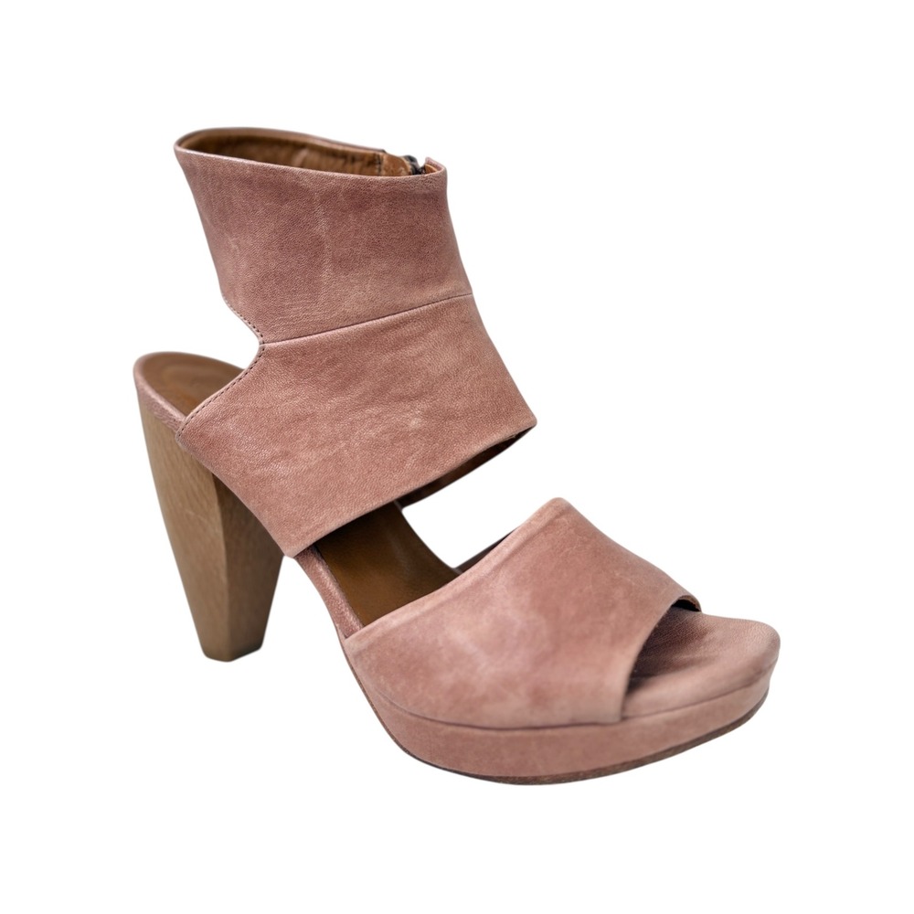 COCLICO Pink Suede Peep‎ Toe Platform Block Heel Booties Size 35.5 EUC